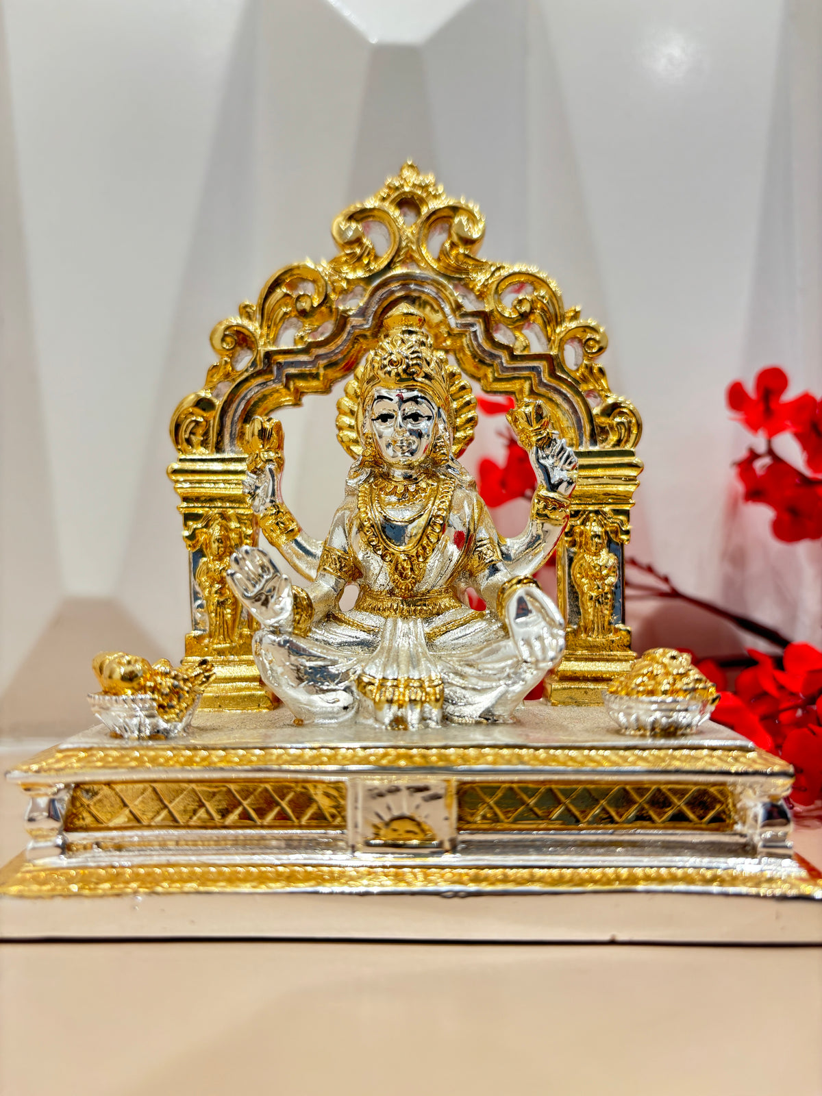 999 Original Gold and Silver Coated Lotus Laxmi Idol | Laxmi Idol Gold on Lotus | Goddess of Wealth | Diwali Dhanteras Housewarming Gift