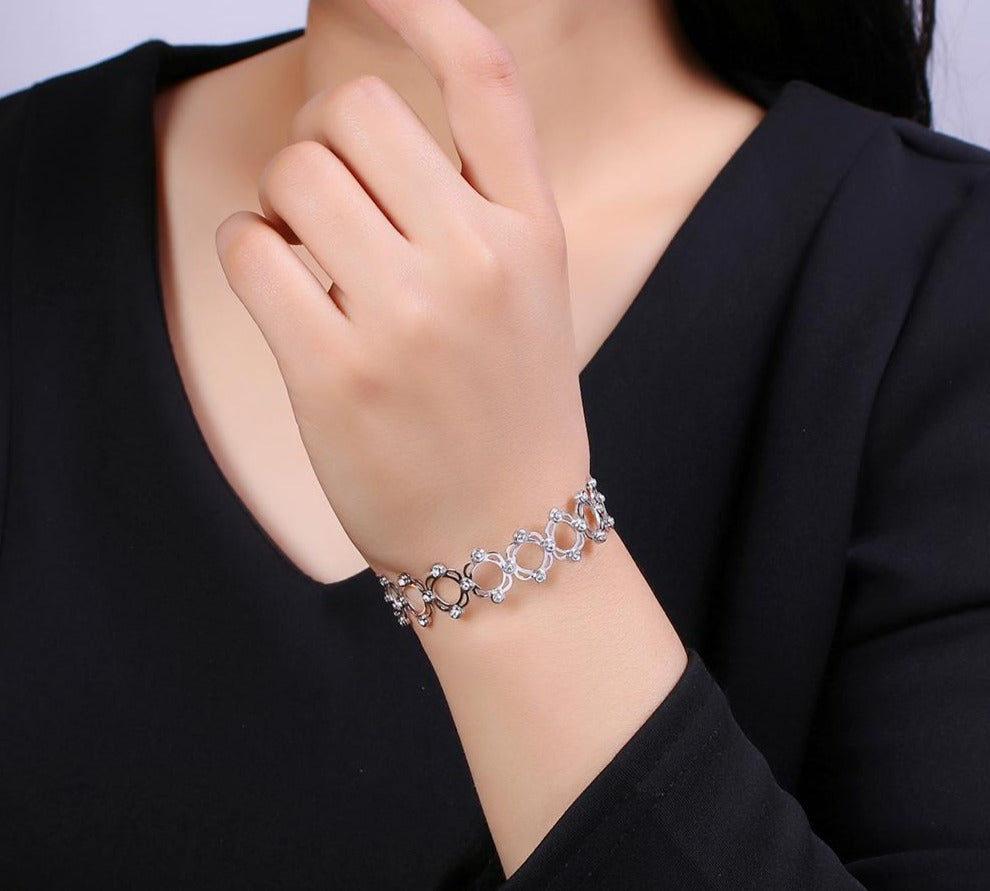 Exclusive Pure 92.5 Sterling Silver 2 in 1 Flexible Ring and Bracelet for Women